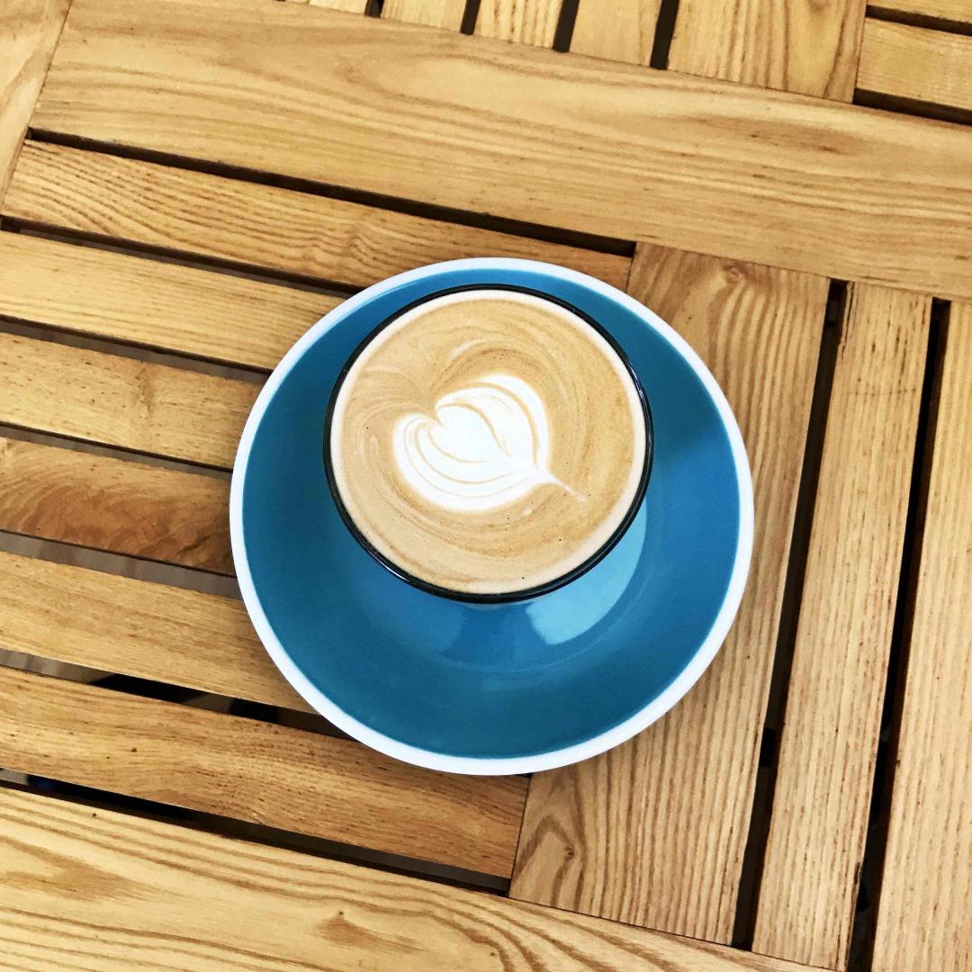 休息，单车出行，寻味独立咖啡店，鳗鱼饭，午后一杯Glenrothes 2001～