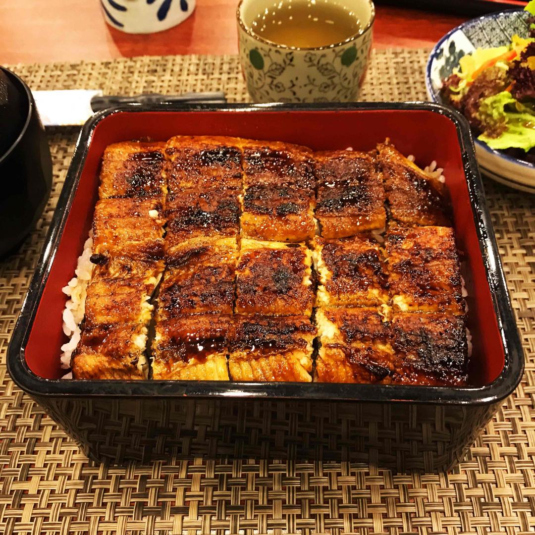 休息，单车出行，寻味独立咖啡店，鳗鱼饭，午后一杯Glenrothes 2001～