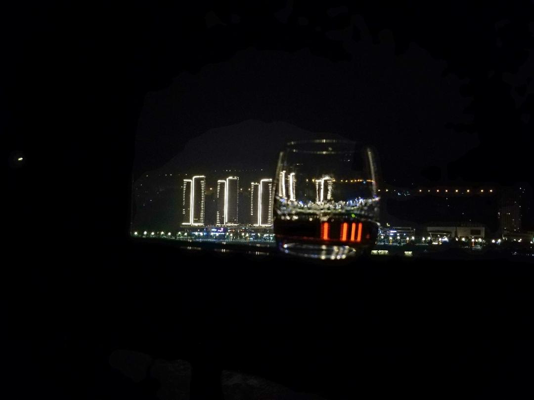 网红夜景配干岜