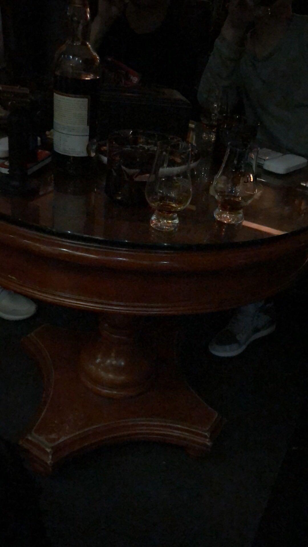 咣当，又喝完了