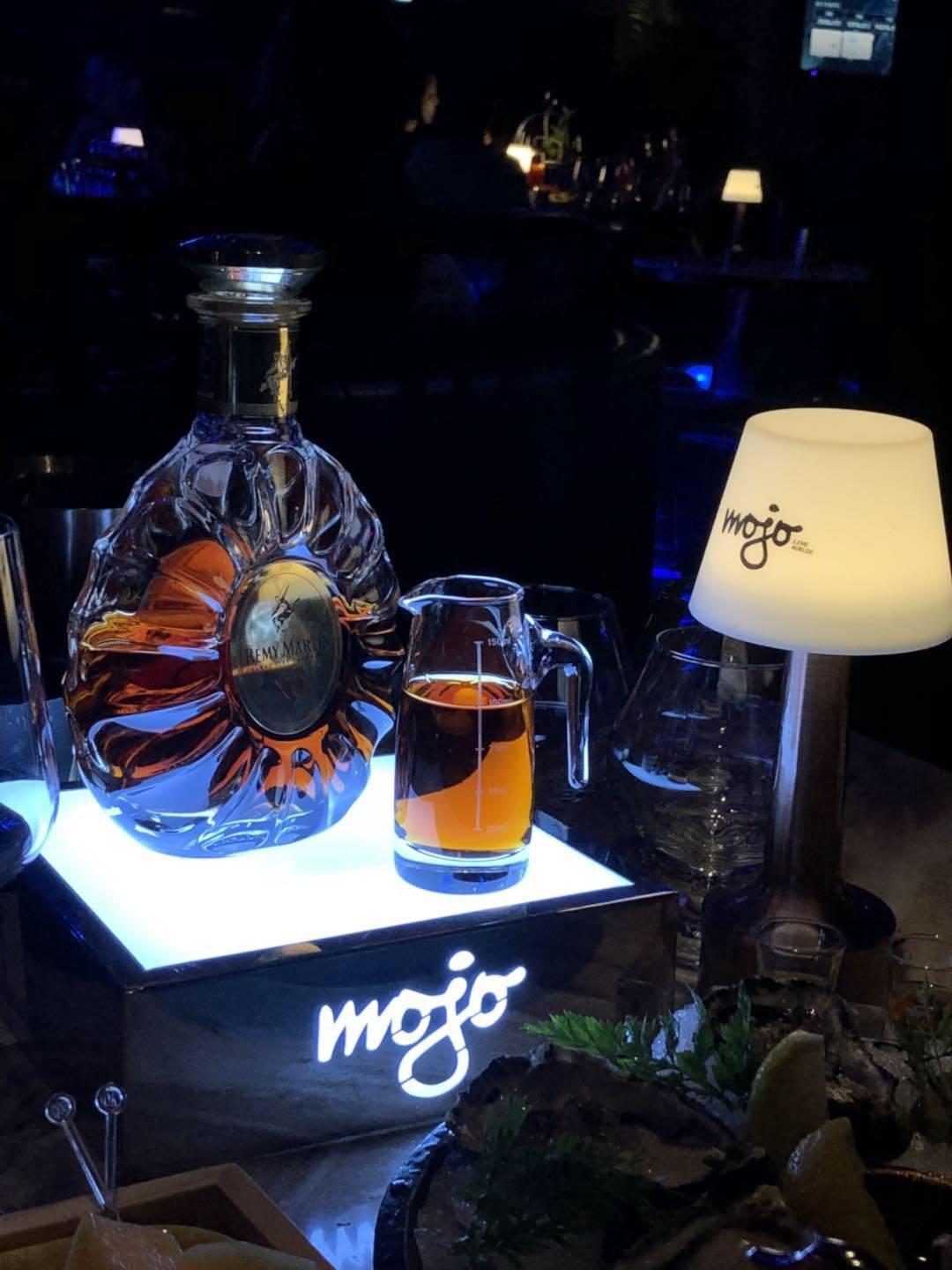 不知道为什么给我这个<img src='https://sdata.whiskyworm.com/xcxpics/emoji_4.png' class='emoji' />