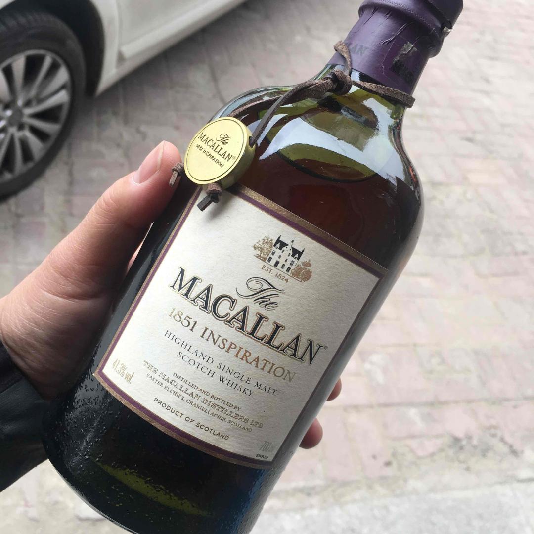 喝酒喝的都住院了 治好病是为了更好的喝酒