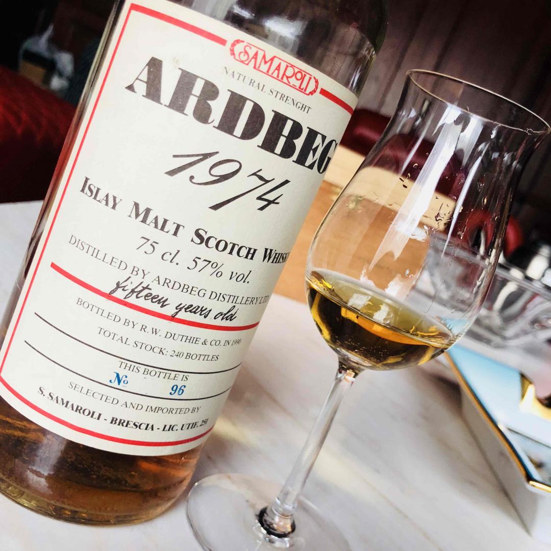 今年喝过最好喝的一瓶，没有之一！Samaroli的Ardbeg