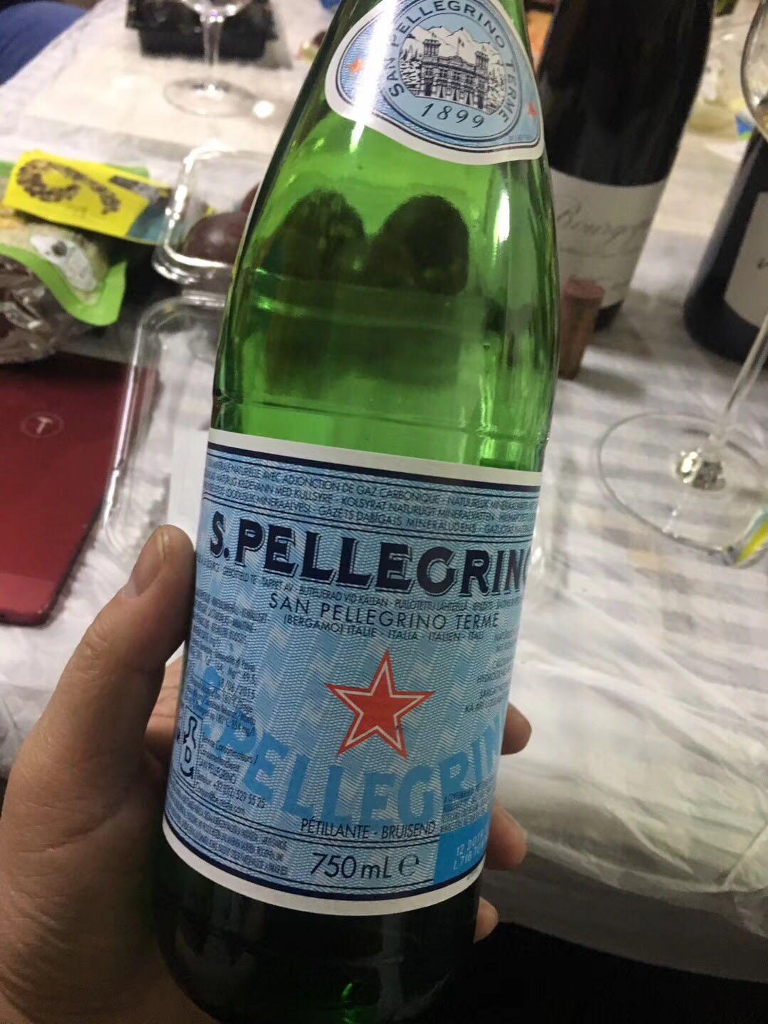 矿泉水比酒好喝<img src='https://sdata.whiskyworm.com/xcxpics/emoji_6.png' class='emoji' />
