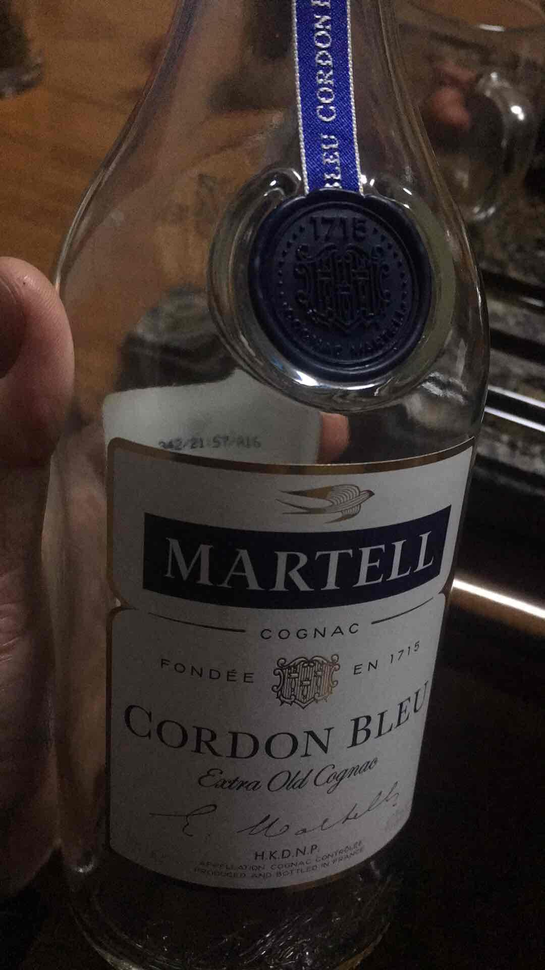 矿泉水比酒好喝<img src='https://sdata.whiskyworm.com/xcxpics/emoji_6.png' class='emoji' />