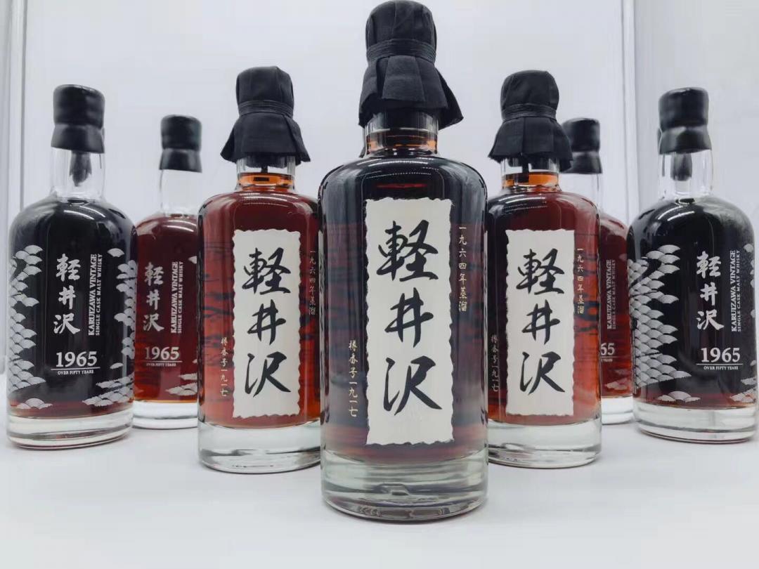 偷来一张朋友的照片，买不起看看也蛮好的