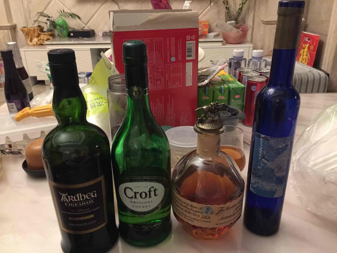 一晚上又乱喝，还是钟爱泥煤