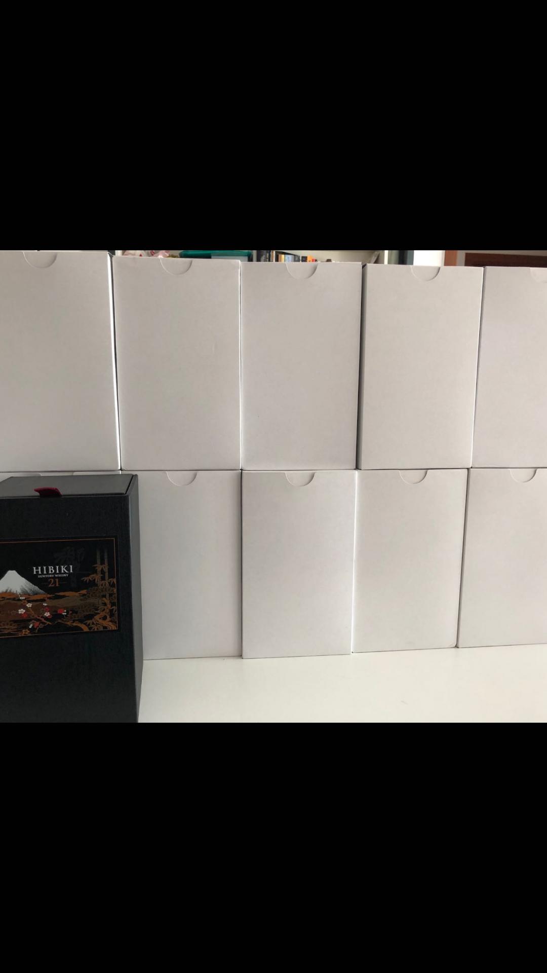 听说最近響被瘋抢狂漲<img src='https://sdata.whiskyworm.com/xcxpics/emoji_17.png' class='emoji' />马上去沃尔玛买了11瓶<img src='https://sdata.whiskyworm.com/xcxpics/emoji_34.png' class='emoji' />