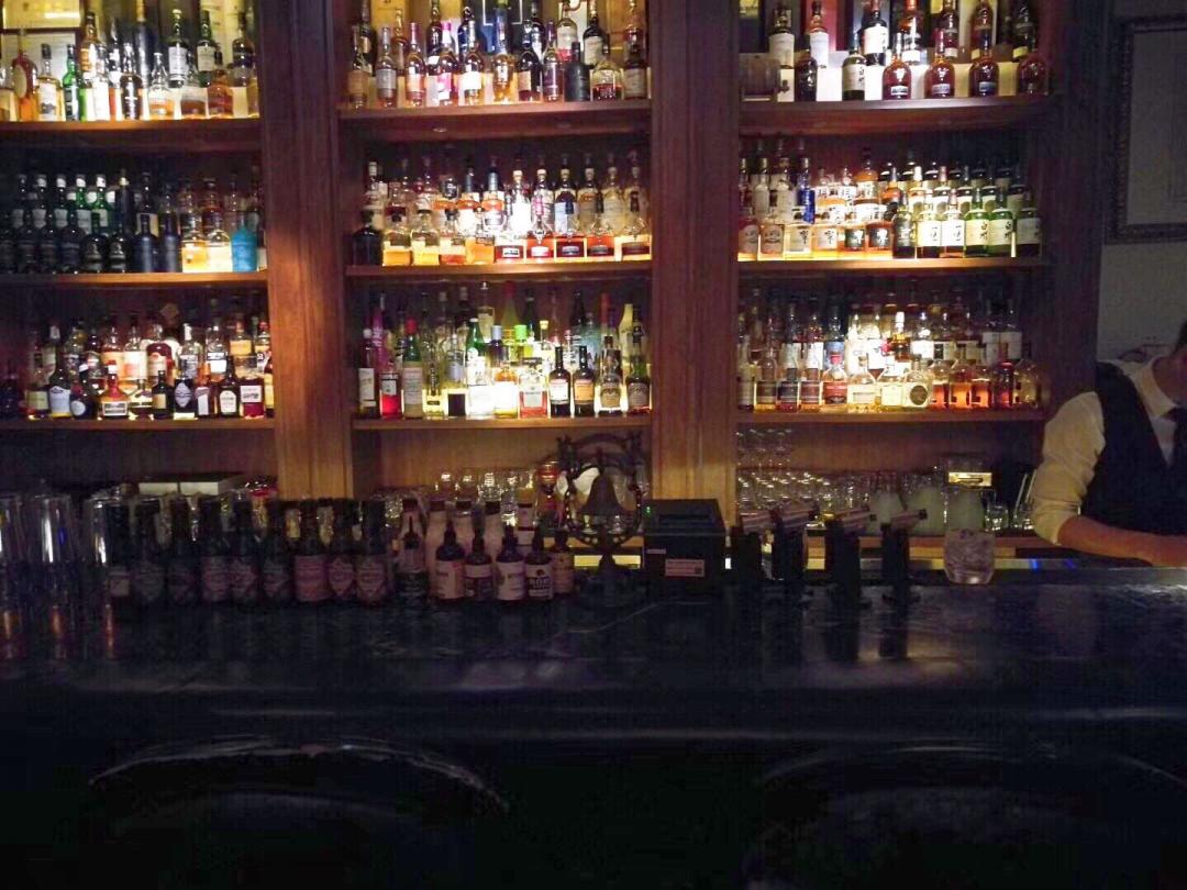 今夜⛈️、回家Or 推开法诺FannouHouse 的门…… 听说没有fannou的周末是不完整的......