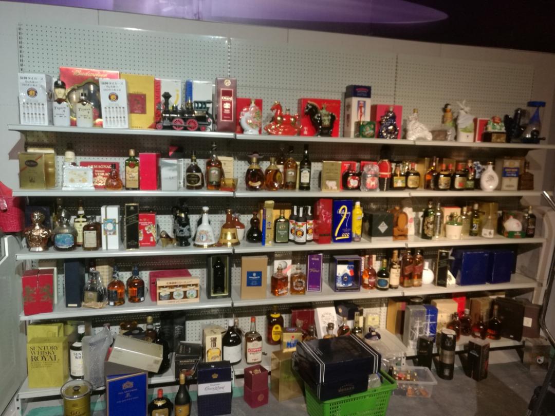 一堆酒还不如群里大佬们的一瓶酒值钱