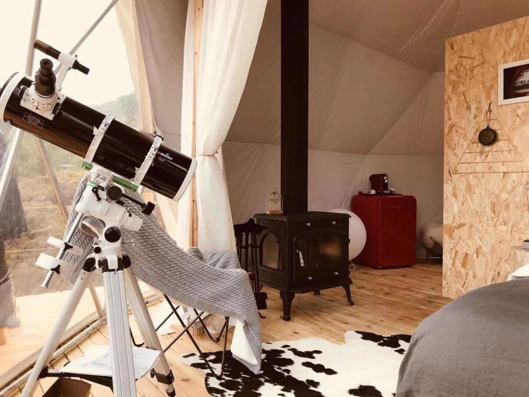 爱喝威的死女子