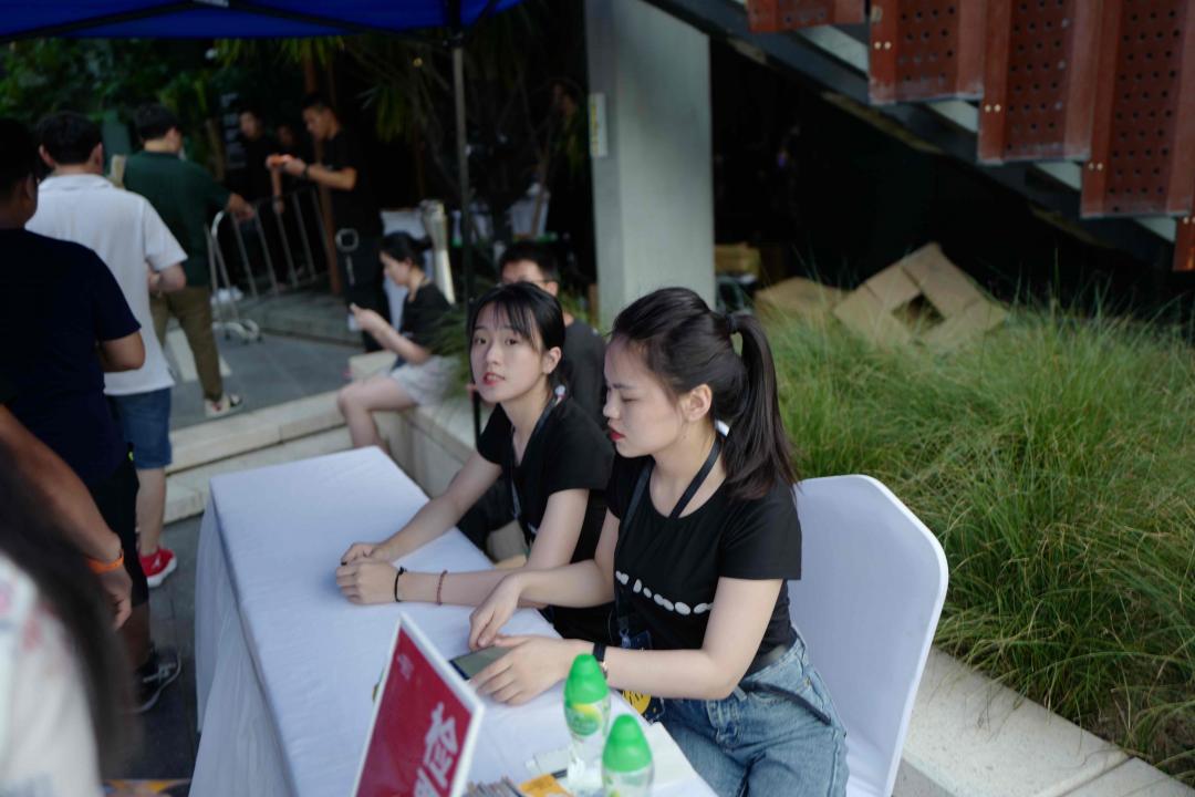 赶路过来参加深圳hey whisky