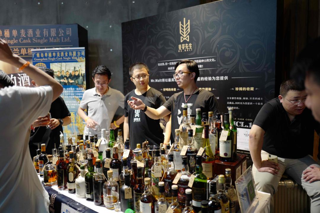 赶路过来参加深圳hey whisky