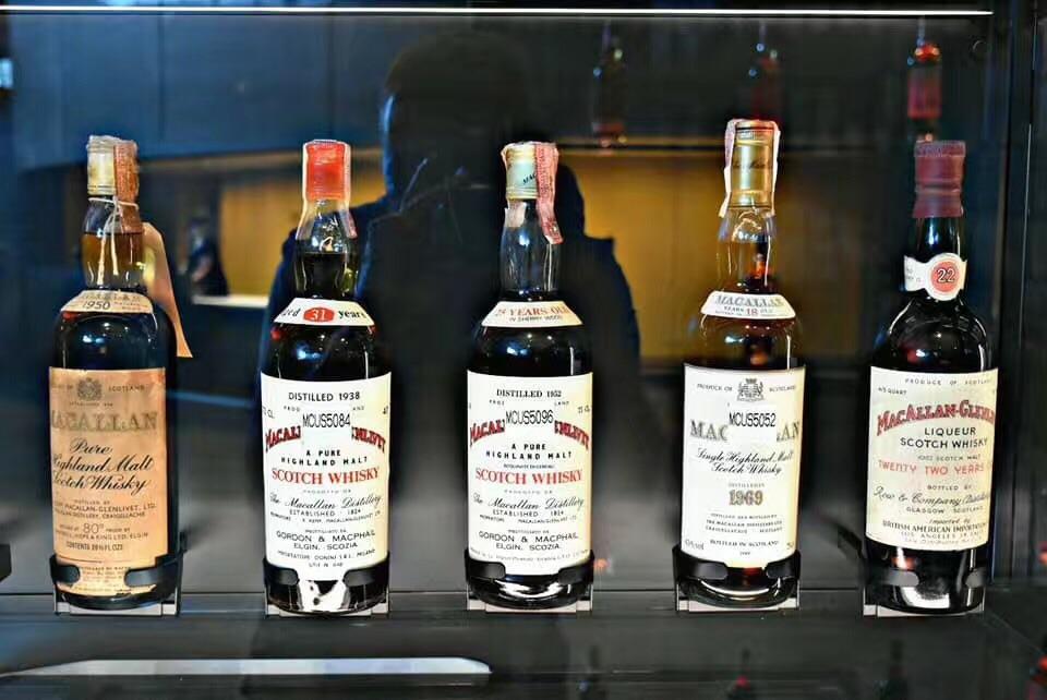 谁能告诉我，为什么这款ib会摆在麦卡伦新酒厂的展示架，其他麦卡伦ib没有出现