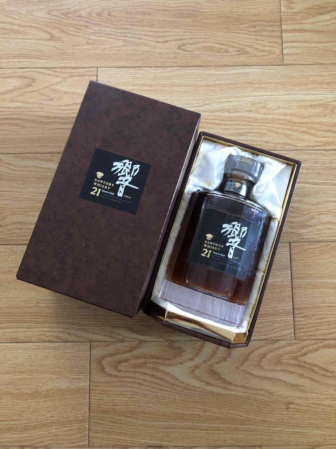 回到家拆快递的感觉真好<img src='https://sdata.whiskyworm.com/xcxpics/emoji_14.png' class='emoji' />谢谢梁兄<img src='https://sdata.whiskyworm.com/xcxpics/emoji_84.png' class='emoji' />