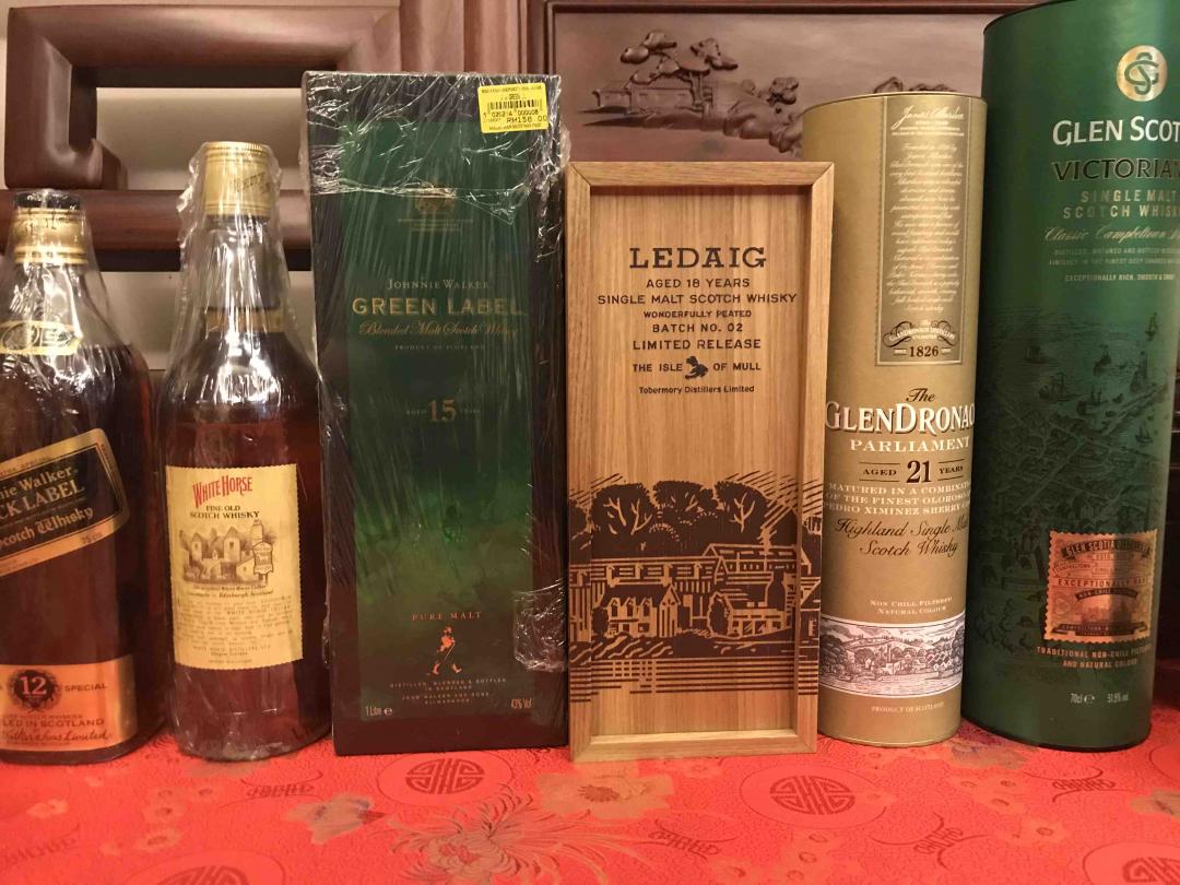 想喝酒，开哪瓶好呢？