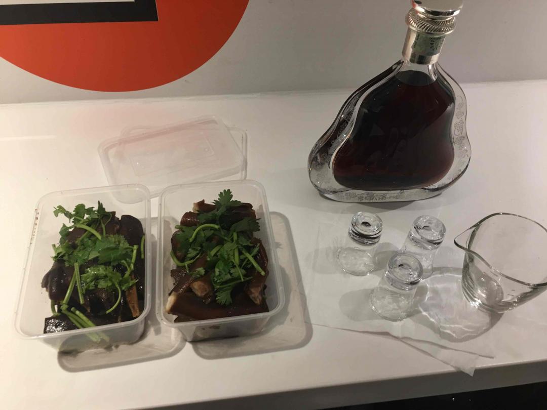生活不止眼前的苟且，还有诗和远方……