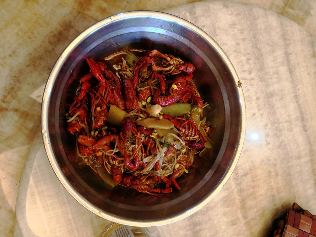 小龙虾vs威士忌