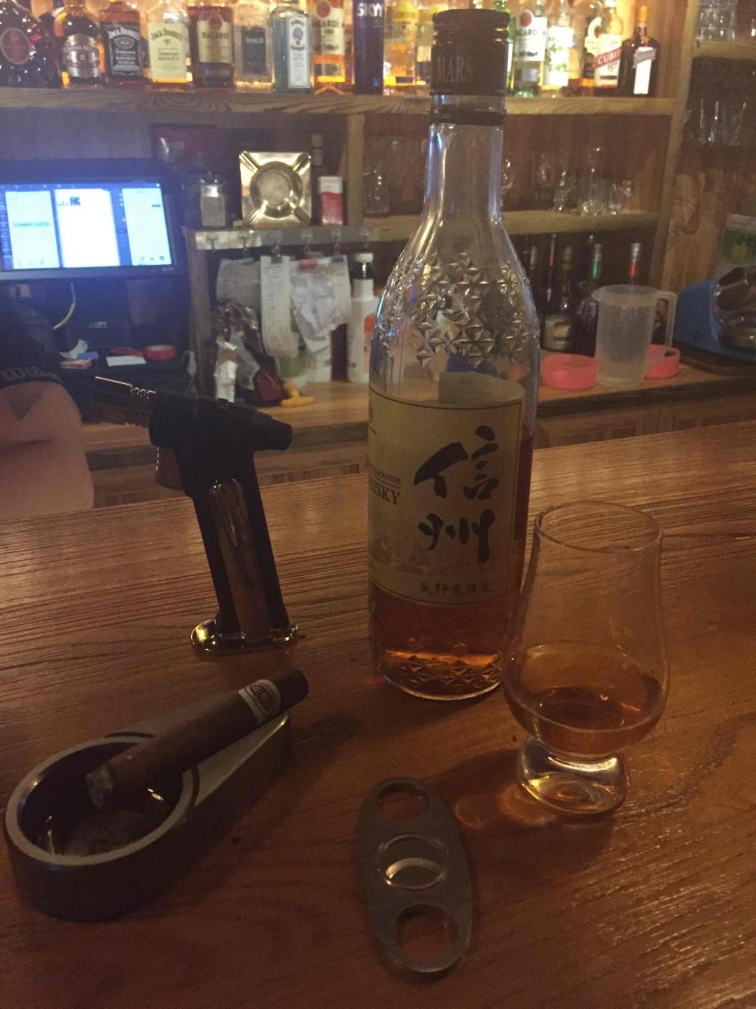 酒蟲连续签到100天 喝点