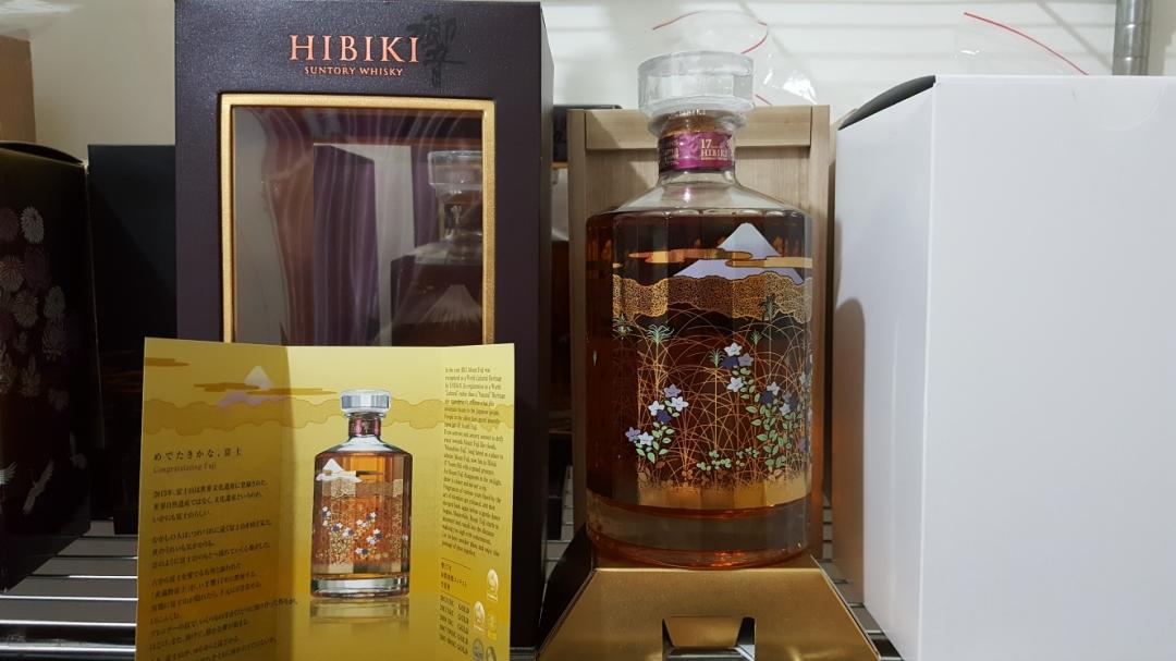 老婆不喜歡看到這些酒……只能收起來放酒庫😥😥😥