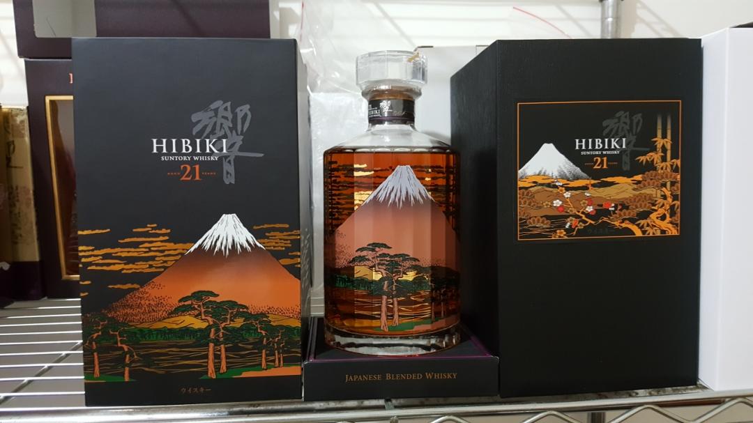 老婆不喜歡看到這些酒……只能收起來放酒庫😥😥😥