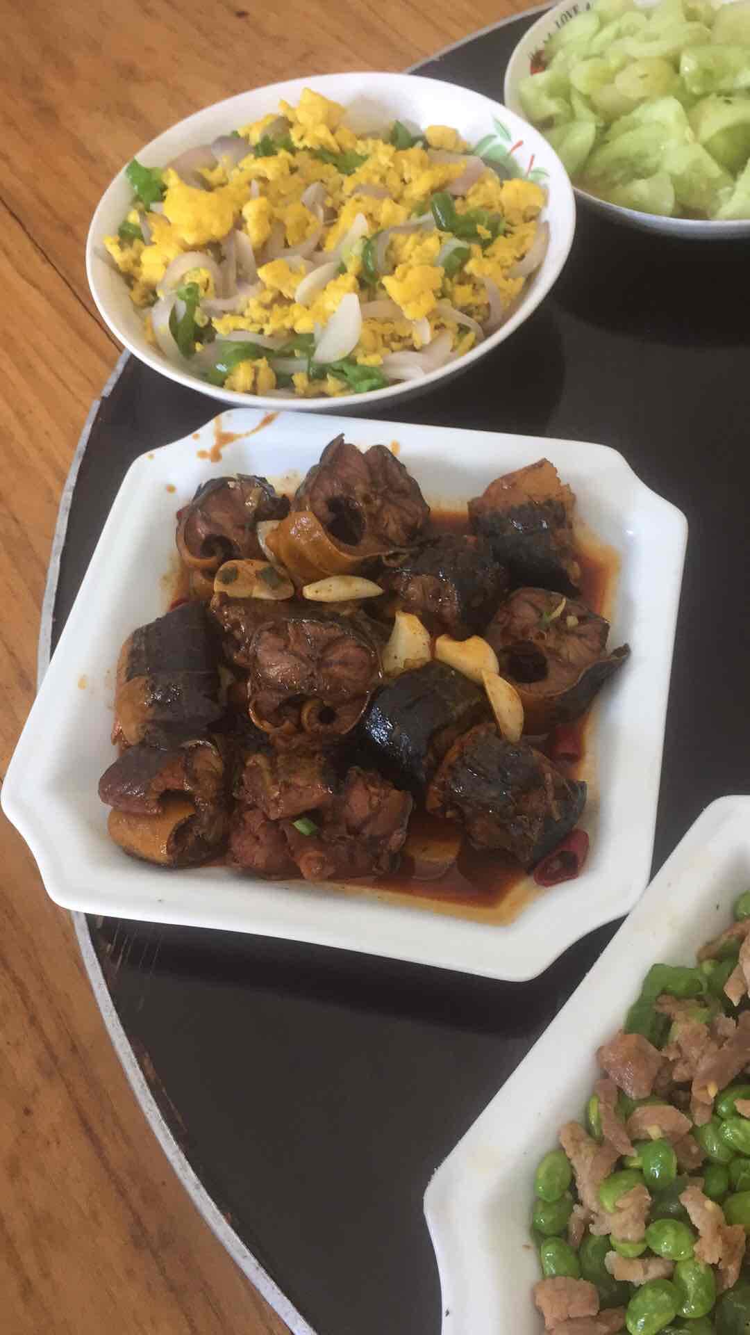 黄鳝王，应该加点威士忌就好了