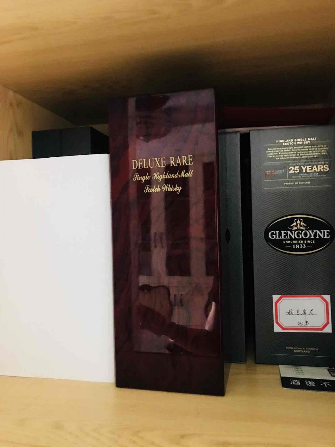 整理一下，帖下中文标签🏷️放不下了……卧室地板上都摆了几箱……听说克莱嘉赫23停产了，就把剩下的三十几支包圆了！