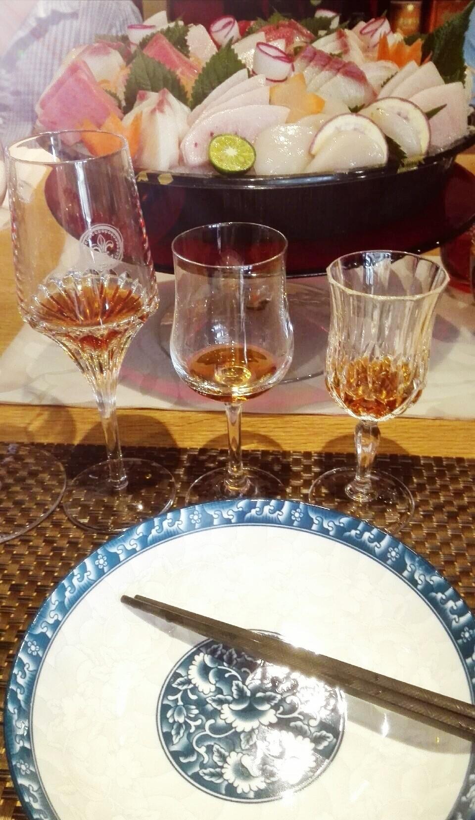 祝大家父亲节快乐～ ～父亲节，陪父亲喝一杯酒，让生活多一点滋润