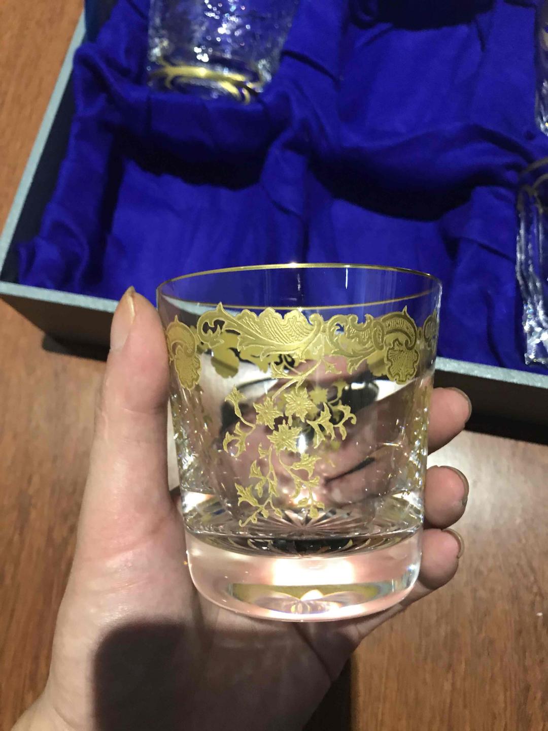 我是来秀杯子的！