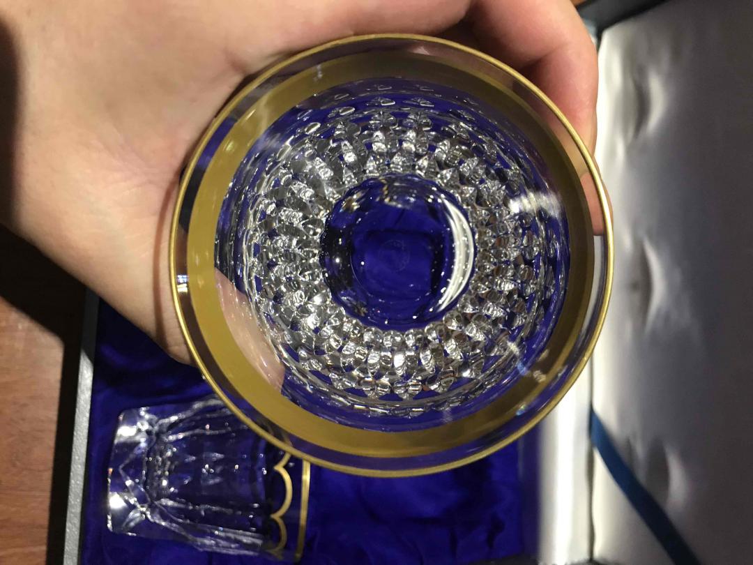 我是来秀杯子的！