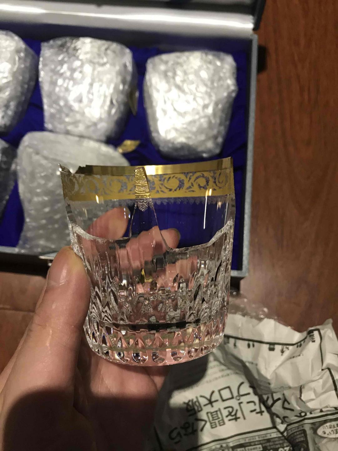 我是来秀杯子的！