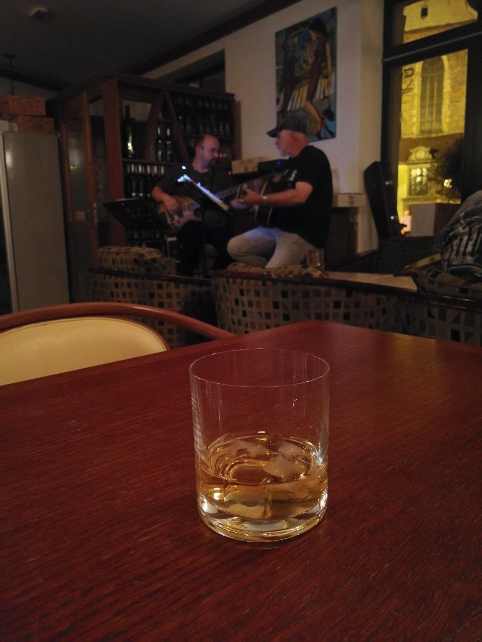 居然没有蓝方，点了芝华士18年