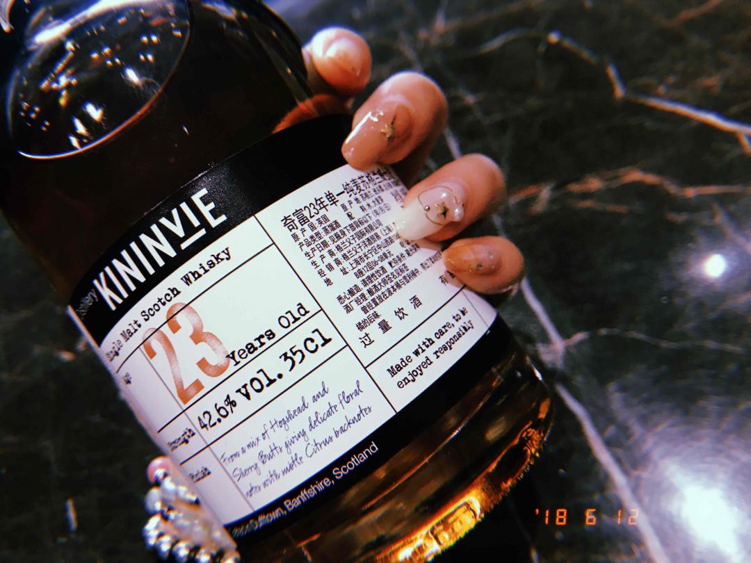 咦～发现一个小可爱！