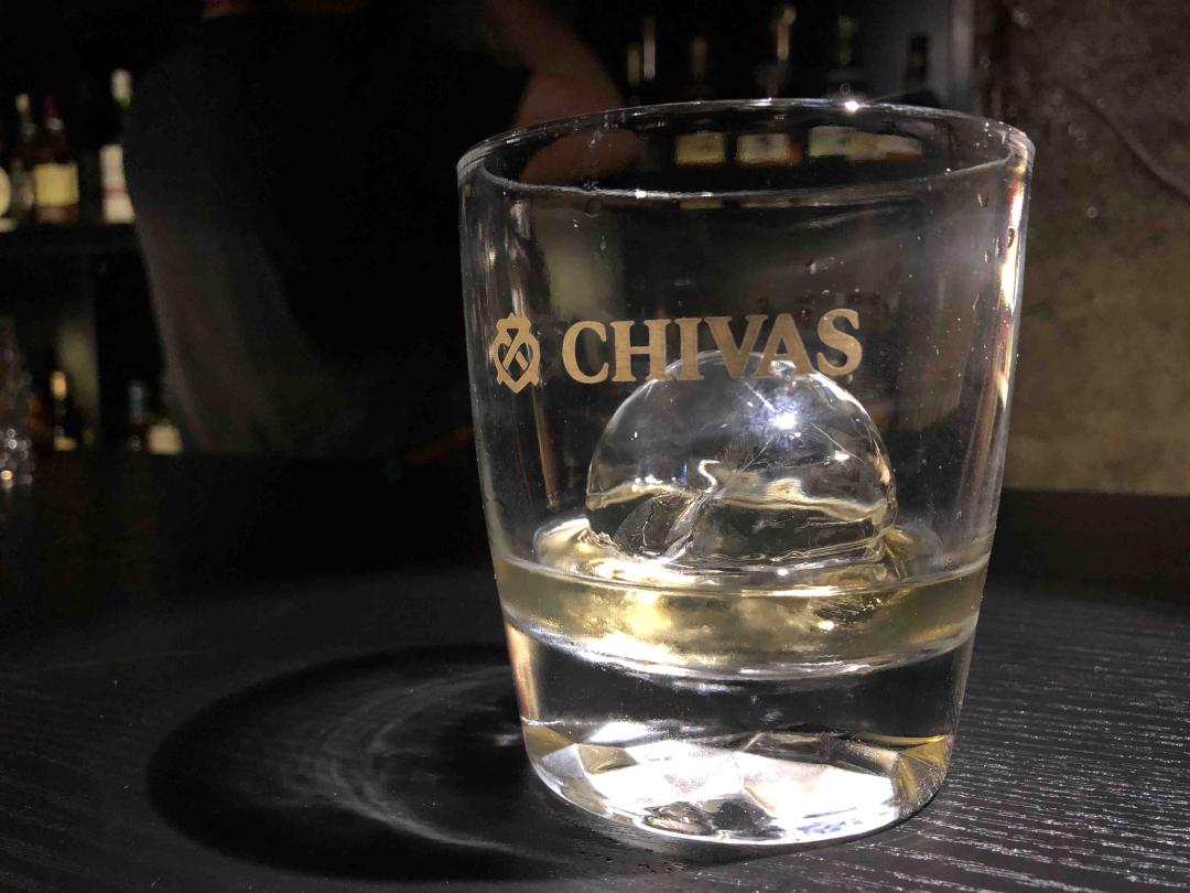 朋友小店 小酌一杯。