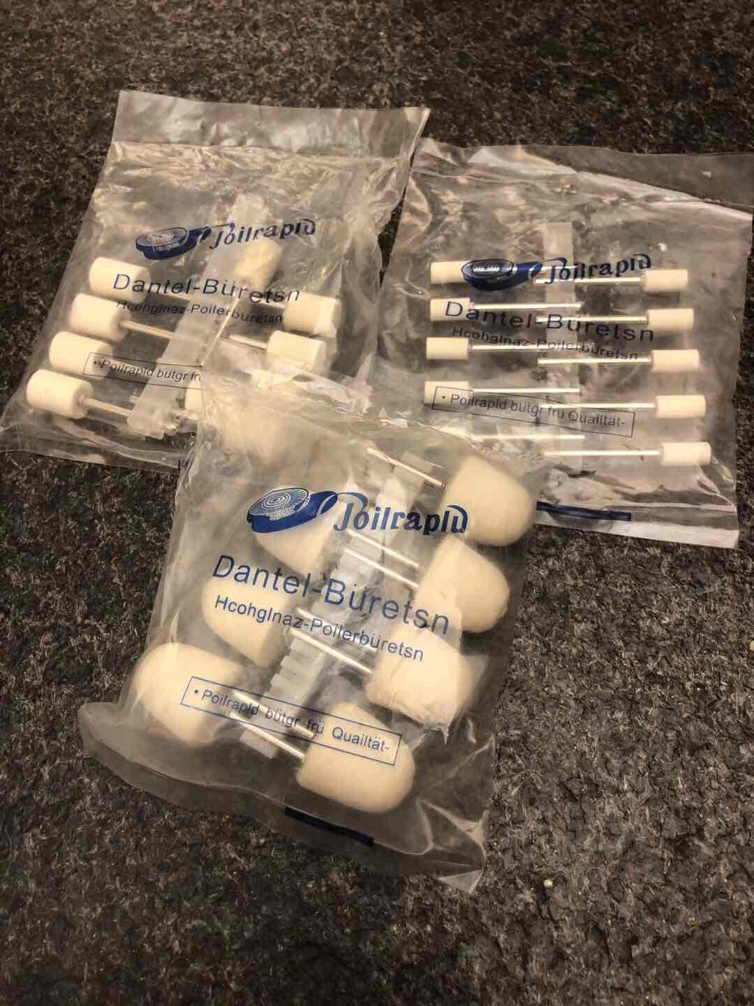 比工匠更工匠<img src='https://sdata.whiskyworm.com/xcxpics/emoji_14.png' class='emoji' />手工打磨巴卡拉水晶瓶，分装过期烂塞威士忌