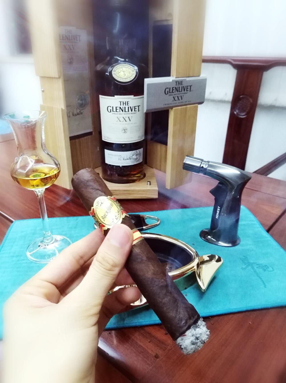THE GLENLIVET XXV