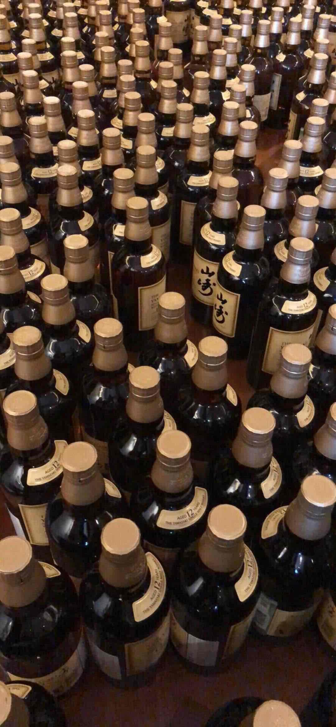 排队～稍息，立正<img src='https://sdata.whiskyworm.com/xcxpics/emoji_21.png' class='emoji' /><img src='https://sdata.whiskyworm.com/xcxpics/emoji_21.png' class='emoji' /><img src='https://sdata.whiskyworm.com/xcxpics/emoji_21.png' class='emoji' />