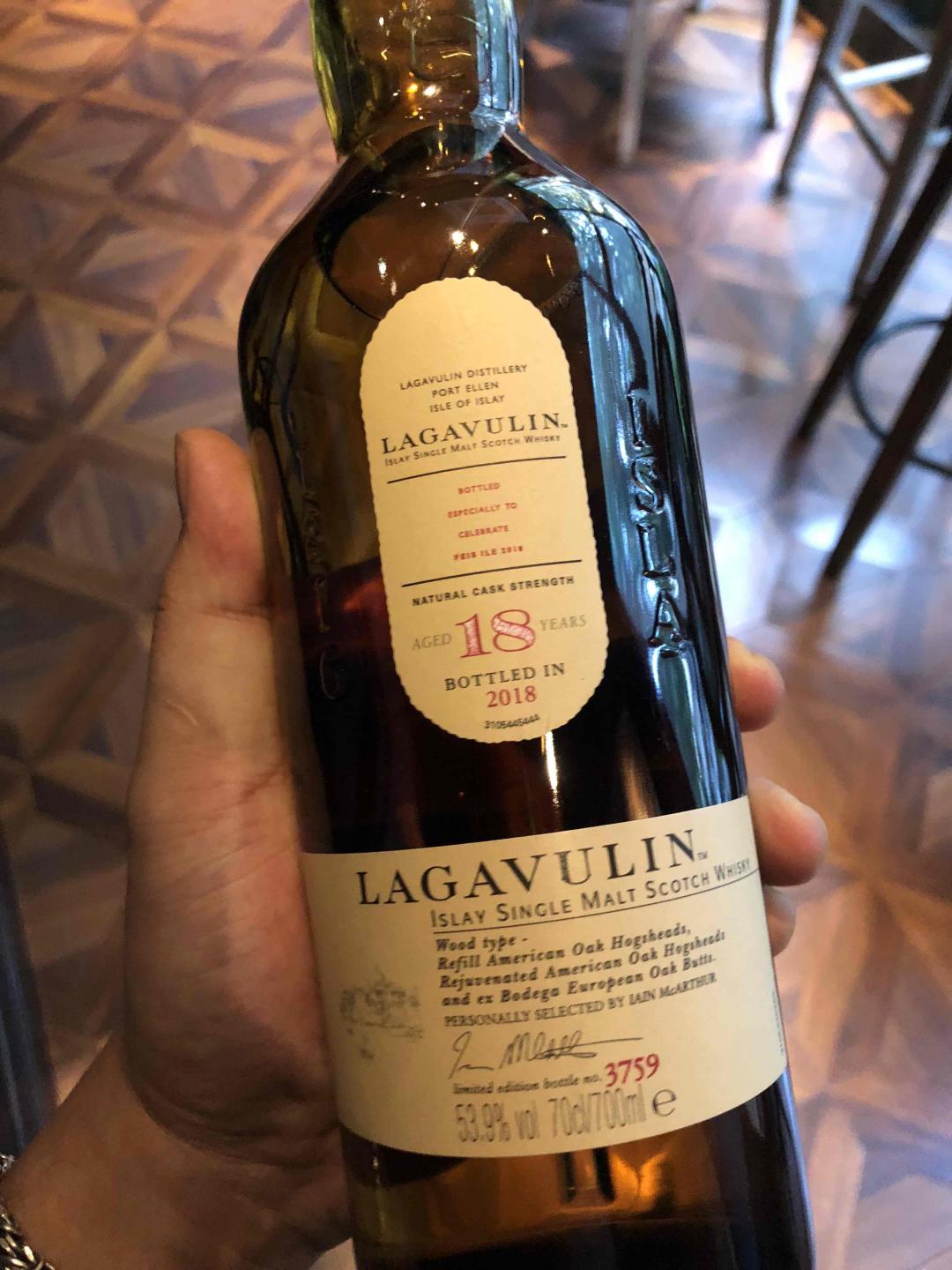 终于喝到Lagavulin今年的岛节