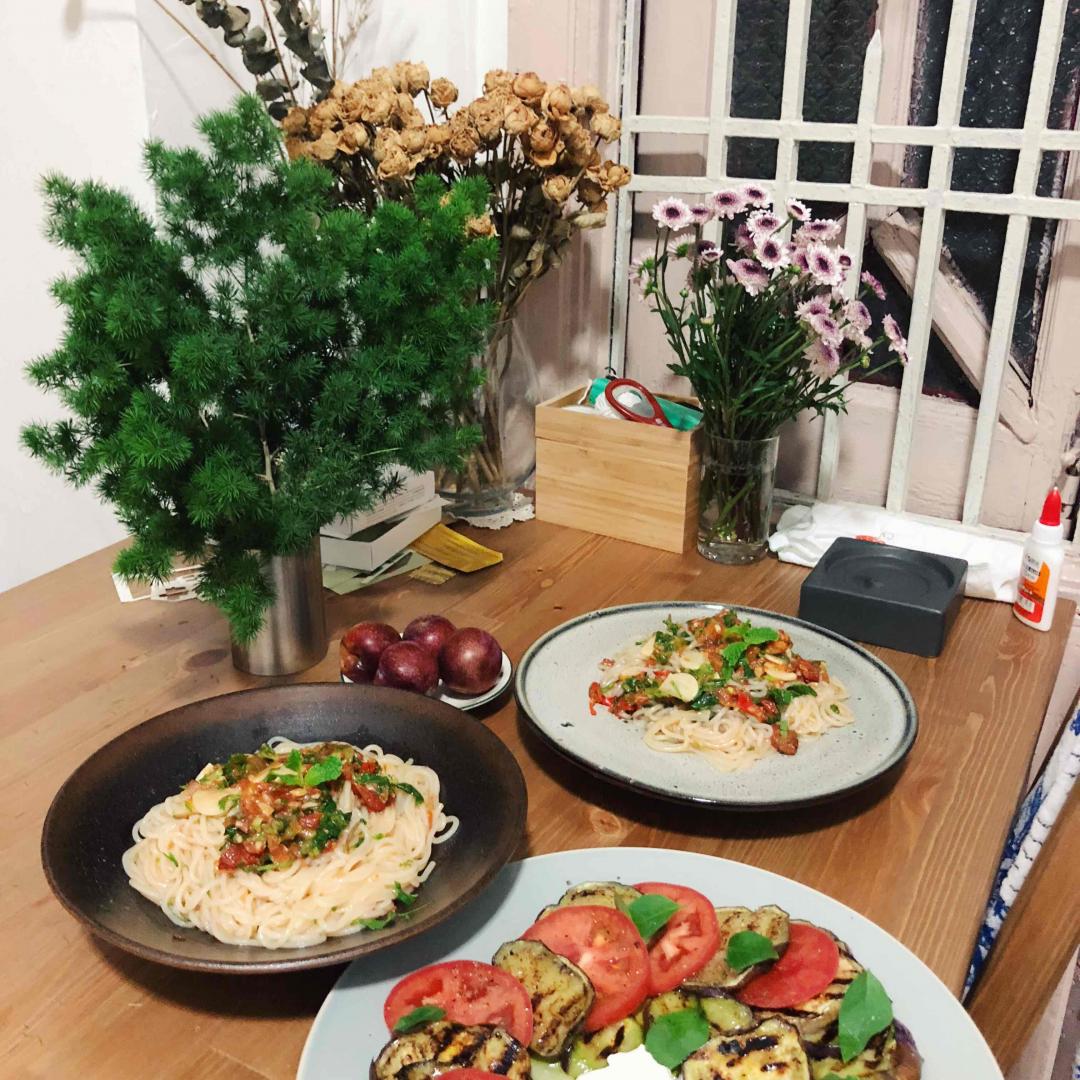 医生让我不准喝酒，那我就只喝半杯😉