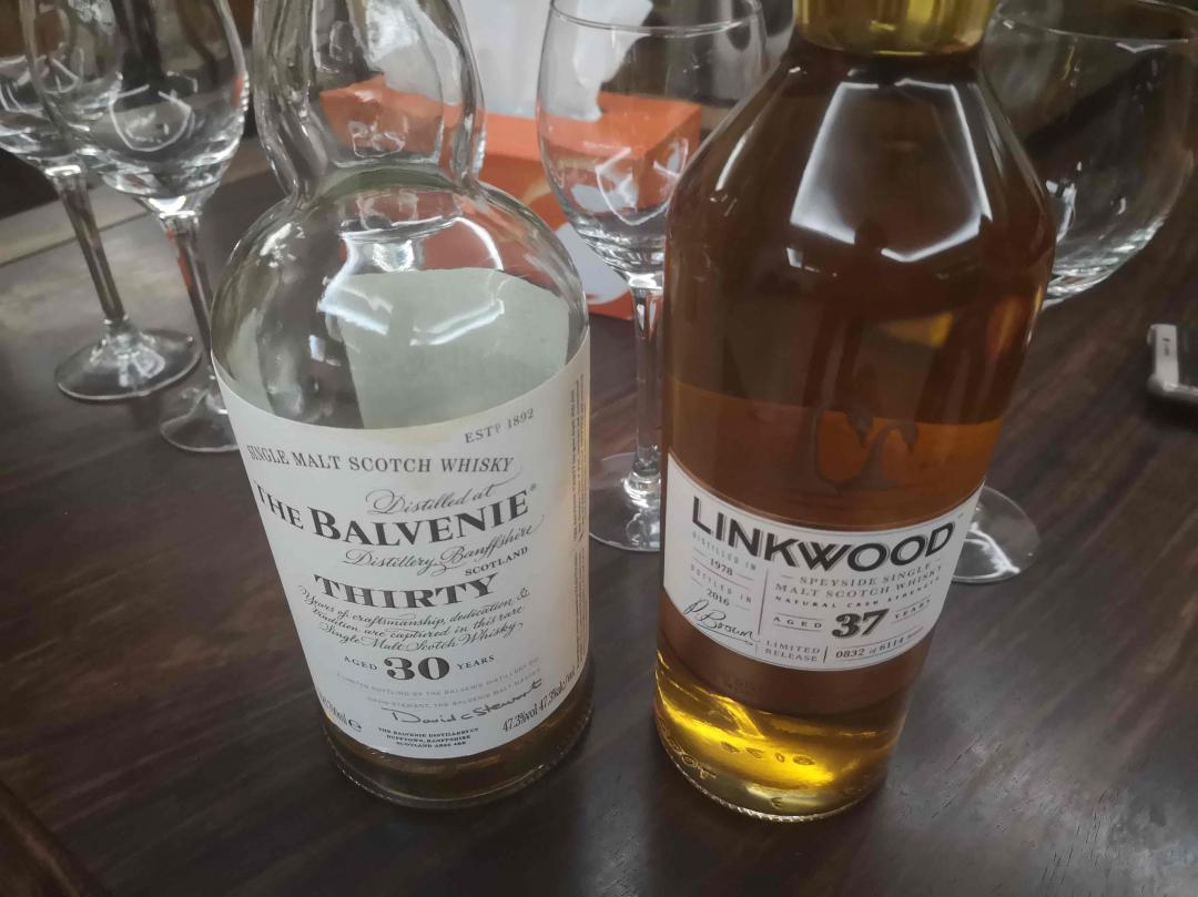 每次37年都是举杯庆祝的！希望今晚也不例外