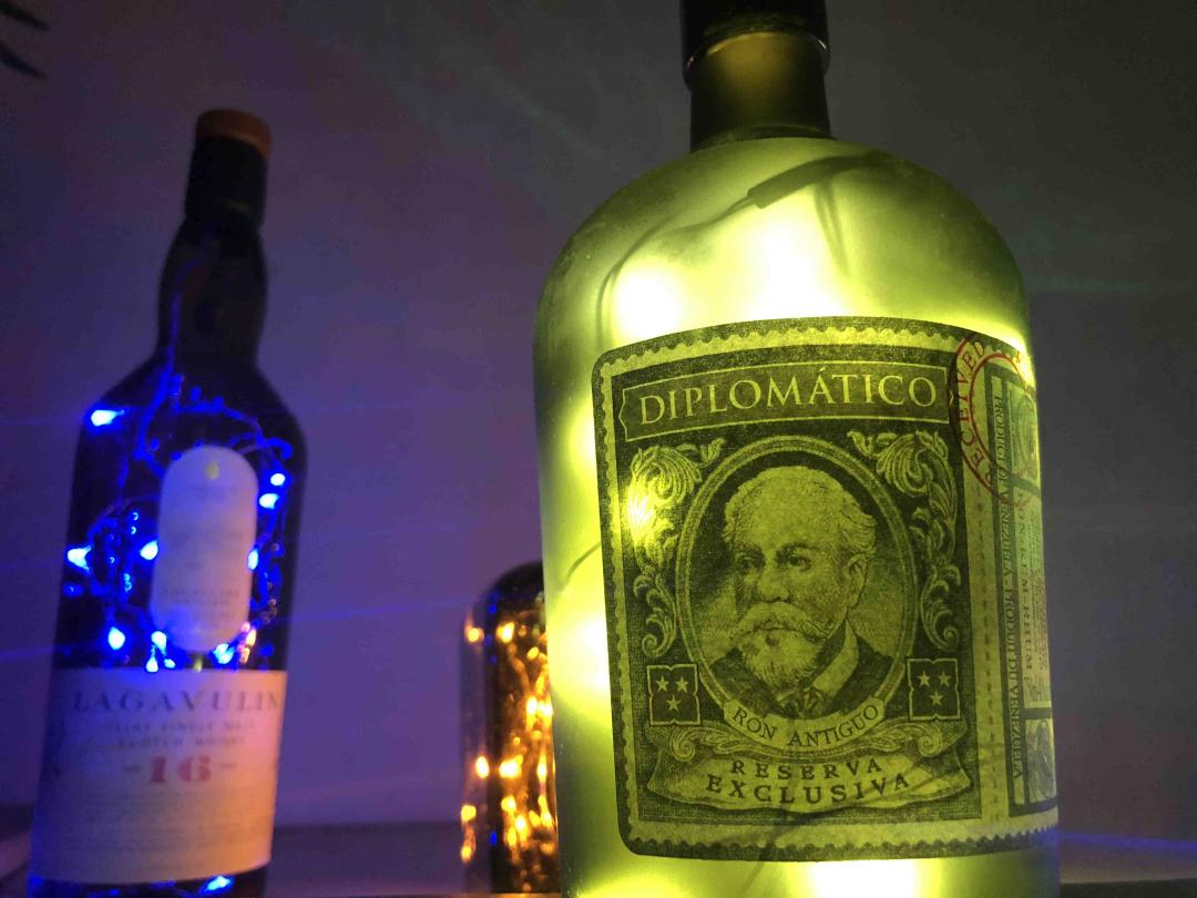 嘻嘻 给自己的夜晚多一个调调