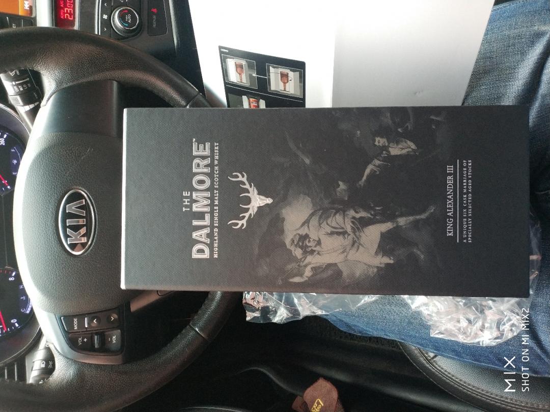 老哥的达尔摩和我的金鳞~盒子都很漂亮啊!金鳞第109号~号码…