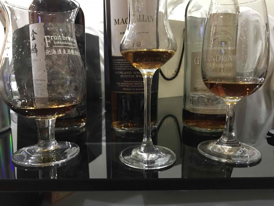 瑞典瑞士太无聊了，对比一下吧