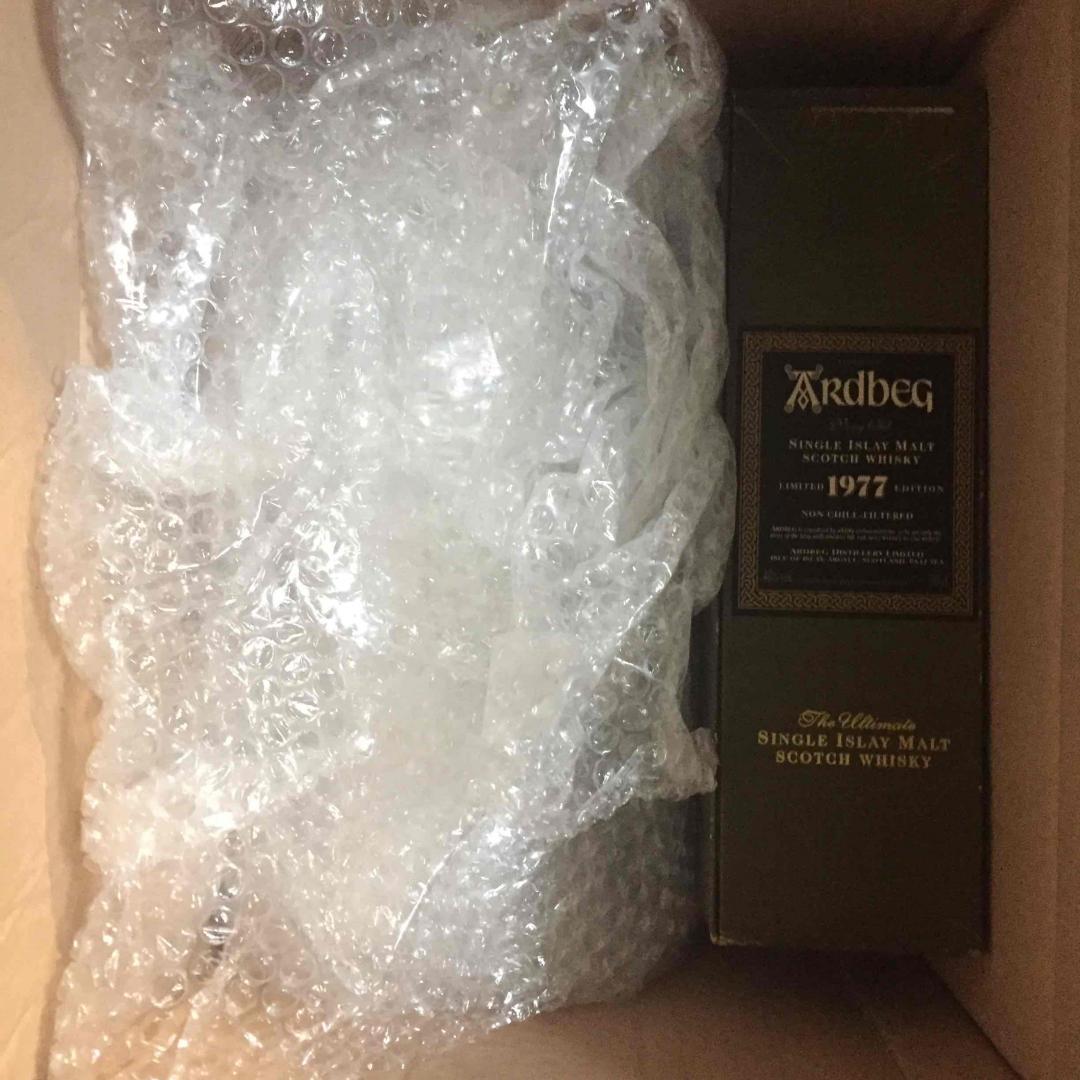 周六一大早，又有快递拆<img src='https://sdata.whiskyworm.com/xcxpics/emoji_14.png' class='emoji' />