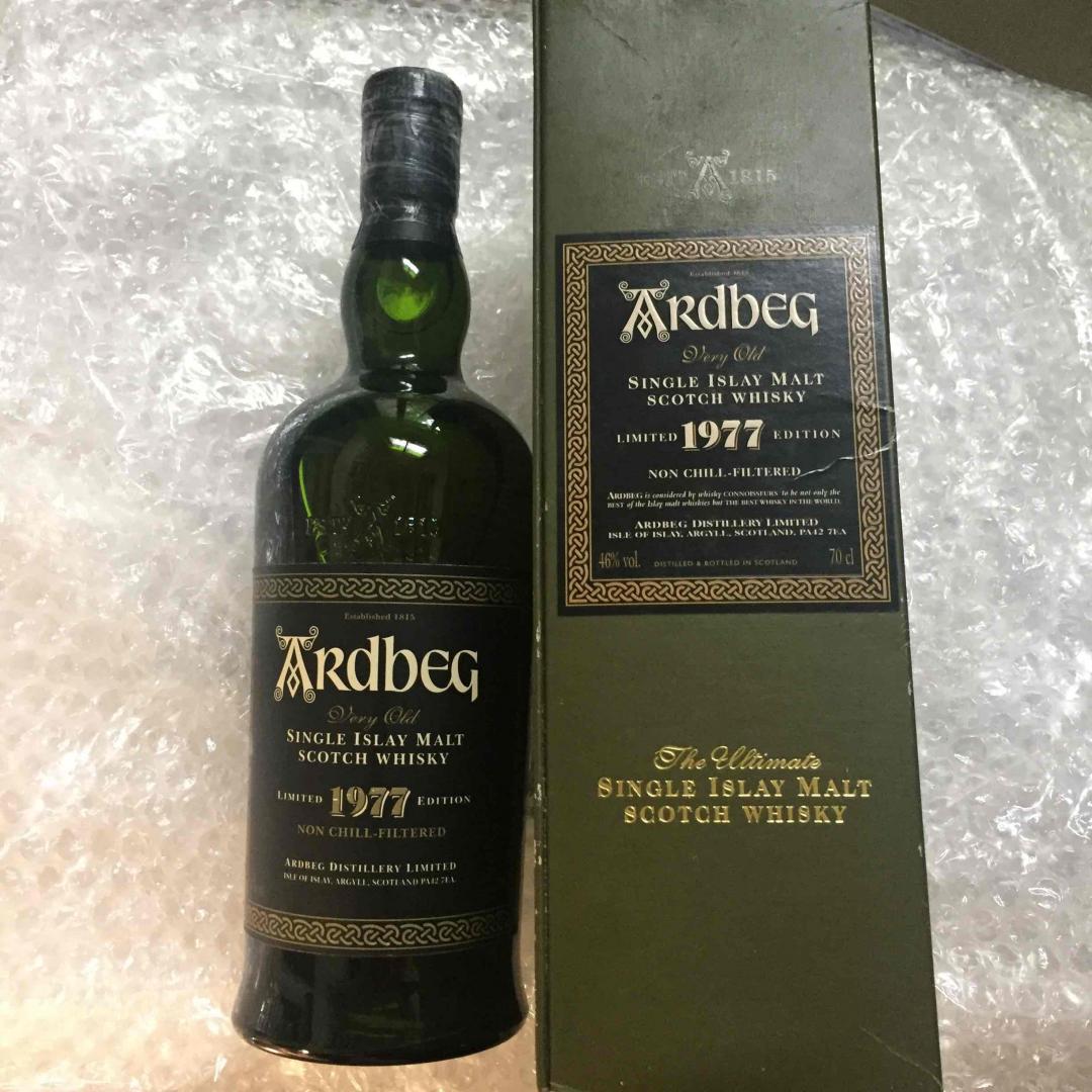 周六一大早，又有快递拆<img src='https://sdata.whiskyworm.com/xcxpics/emoji_14.png' class='emoji' />