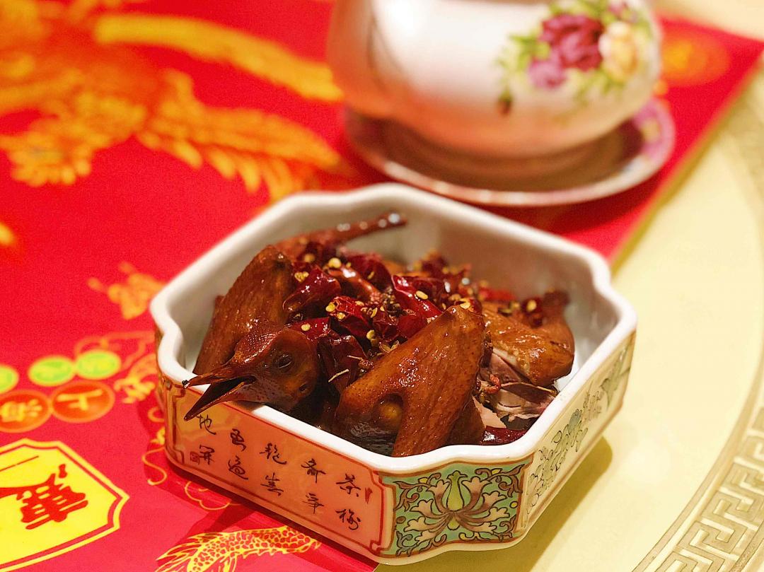 此店不适合高血压患者，一杯竹鹤敬丹顶～