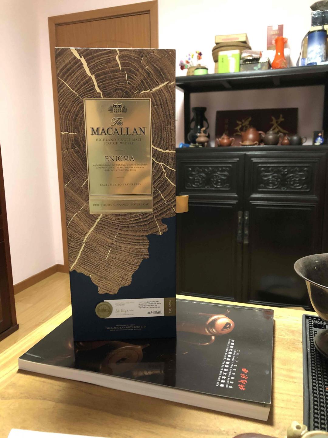 前些日子在韩国机场背回来的