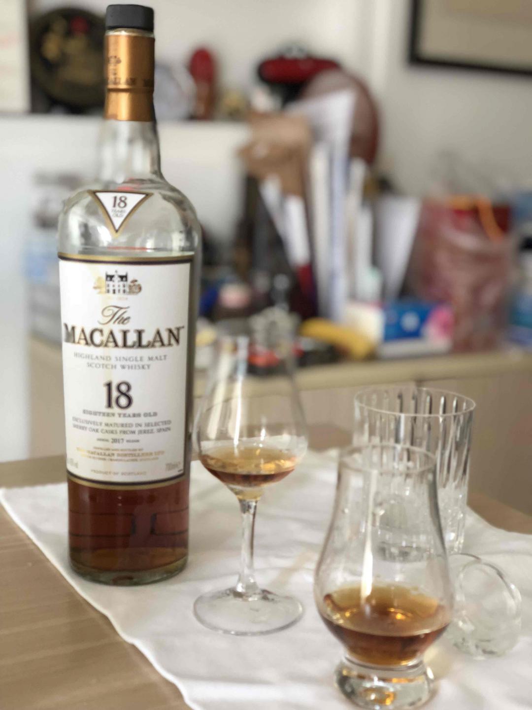 昨天看球累了，来杯口粮提提神～