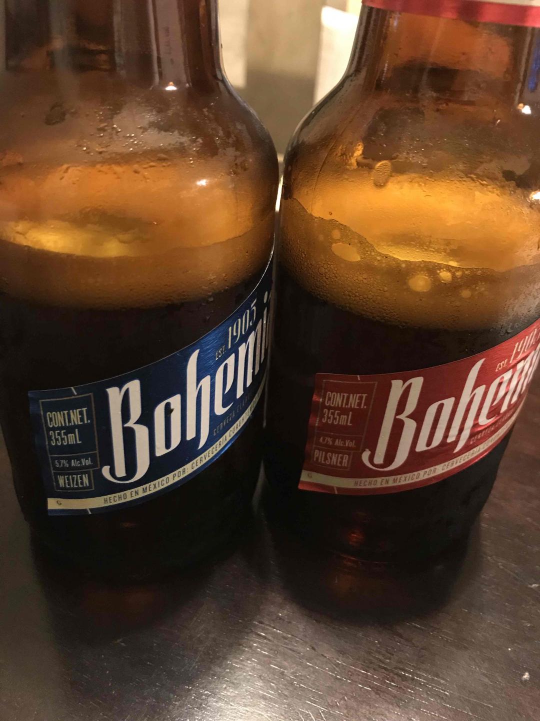 墨西哥当地啤酒，好喝，水果香气和大星口味相似，系出同门之感；这里的日本料理也是受欢迎，靠，中日全世界各方面的PK