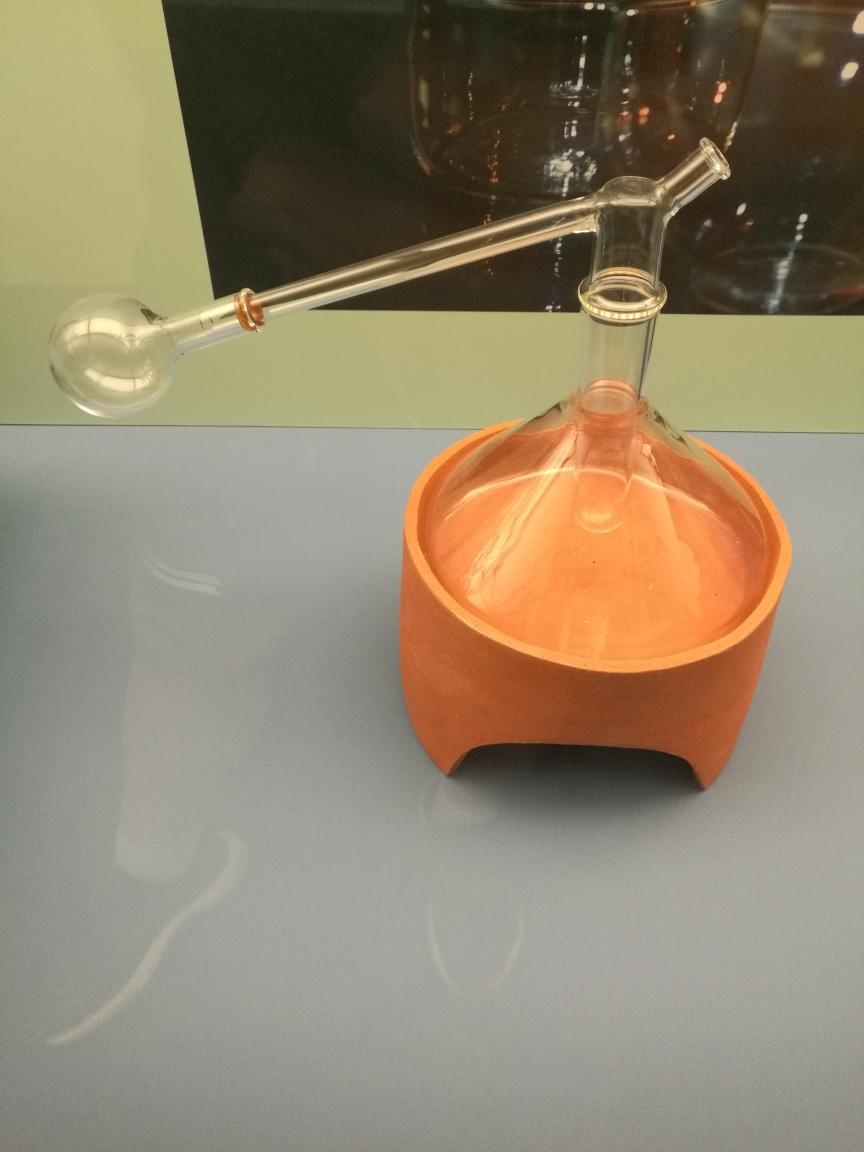 再也不必 一壶浊酒喜相逢